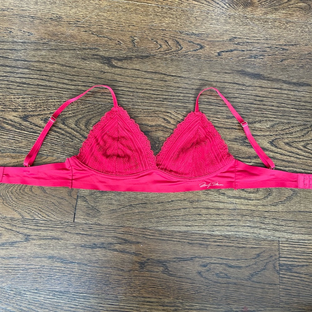 Red Lace Marilyn Monroe bralette